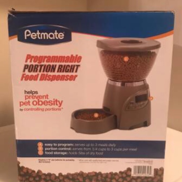 PetMate Automatic Pet Food Dispenser - Picture 6 of 7